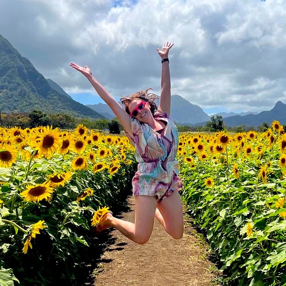 Meet your Posher, Caitlyn - Picture 1 of 1